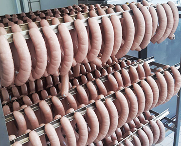 Grill würste auch in Großen mengen für ihr Fest